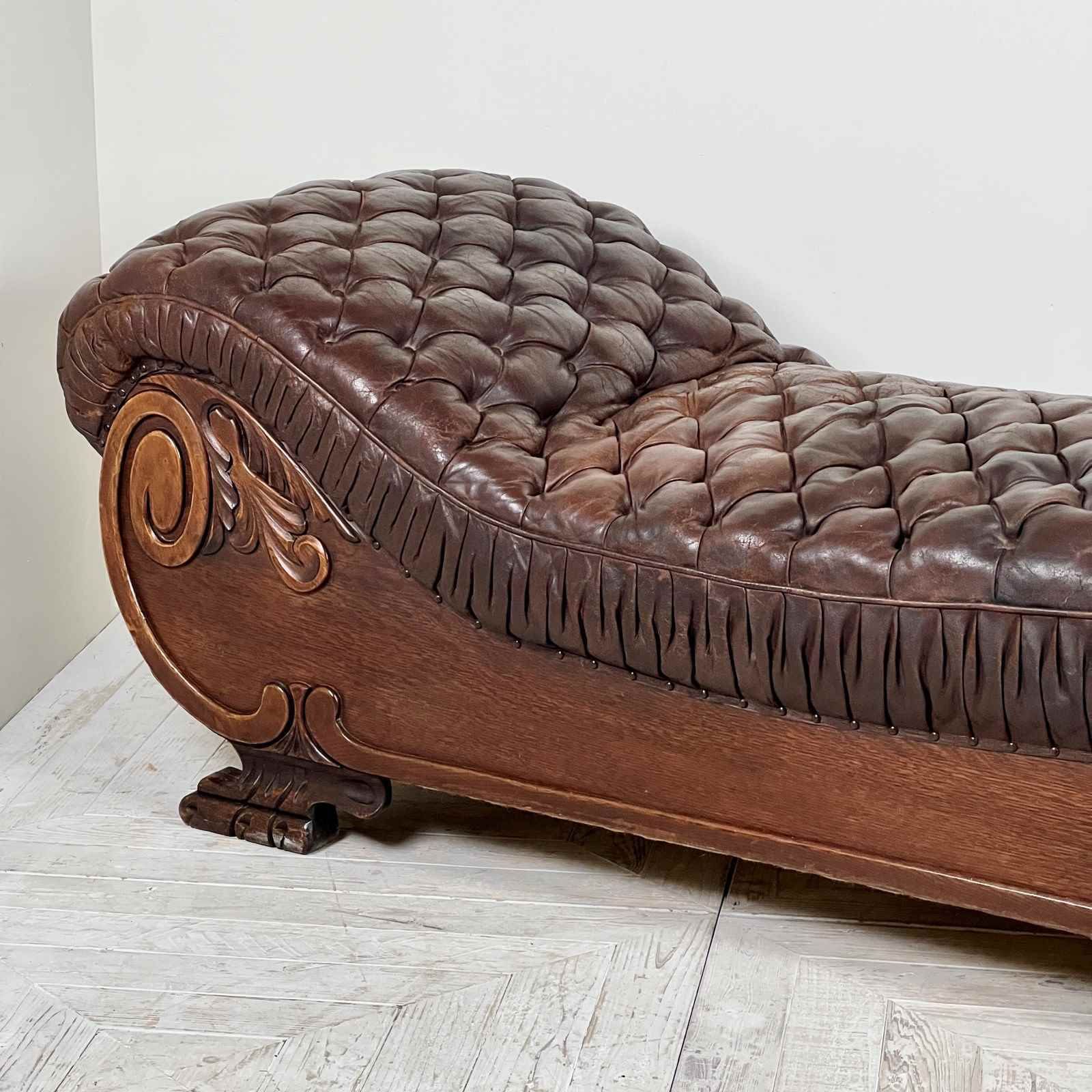 Large French C19th Antique Tufted Brown Leather Chaise Longue photo vintage
