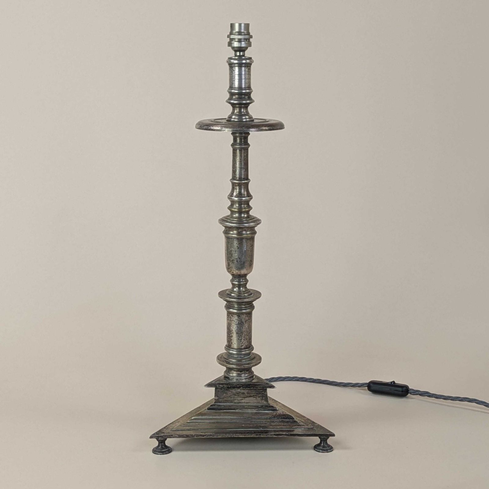 Antique French Silver Plated Bronze Table Lamp Elegant Lighting Home Decor Reading Lamp Accent Light photo for sale