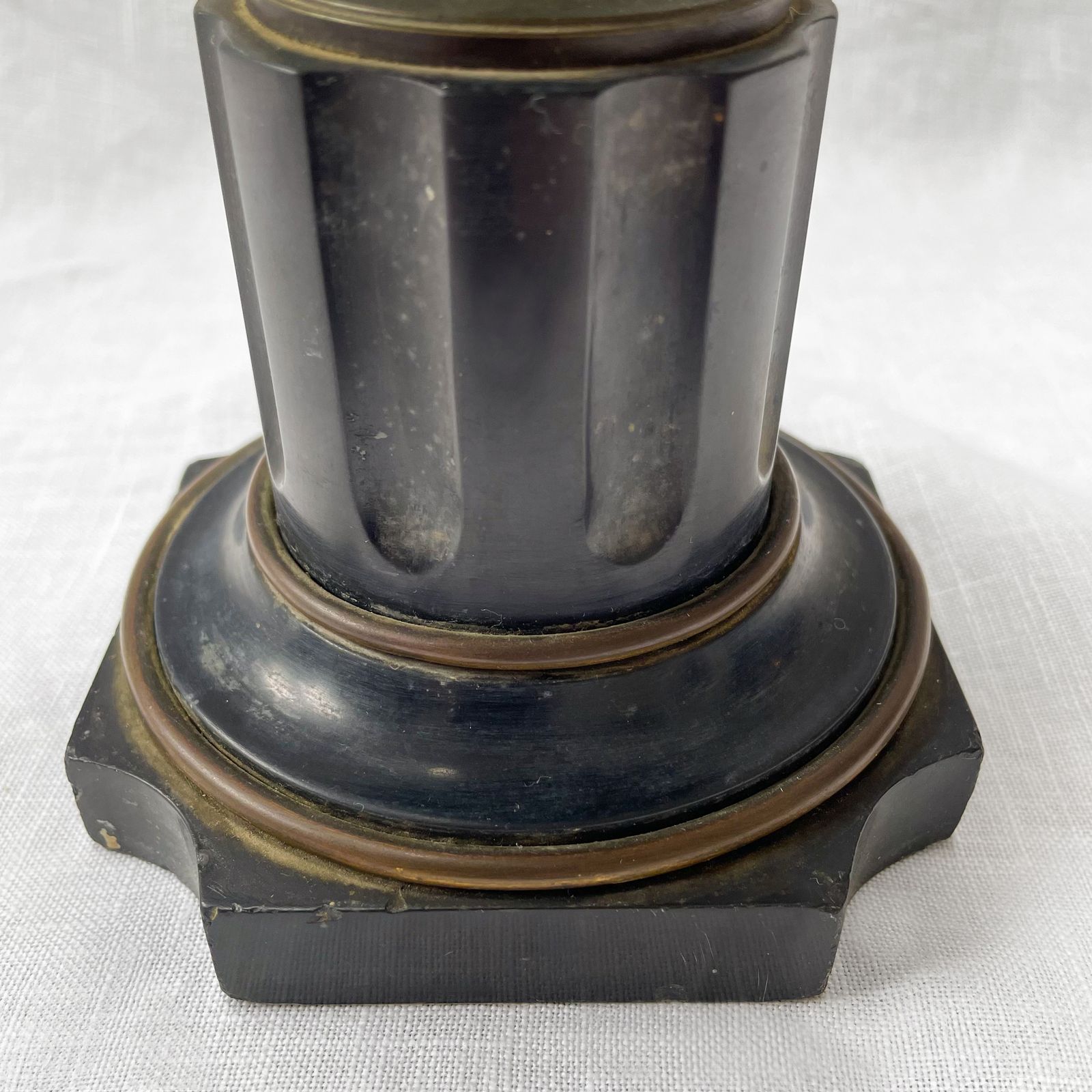 Pair Of French Urns, 19th Century photo vinterior