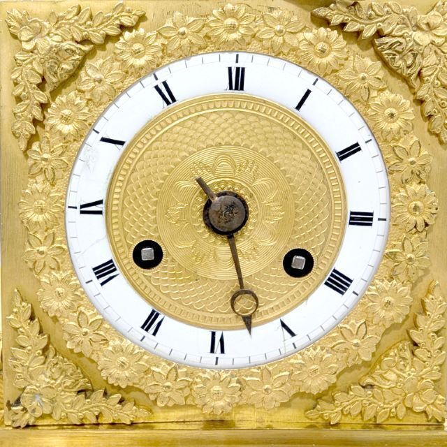 Empire Gilt Bronze Clock – Female Allegory – France, Circa 1810 photo vinterior