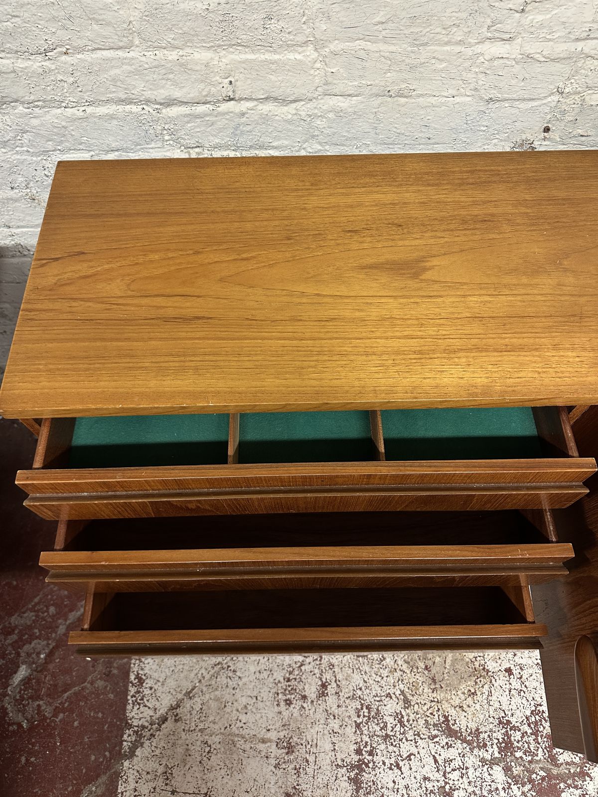 Outstanding Mid Century Large Jentique Quality Teak Sideboard Afromosa Handles photo for sale