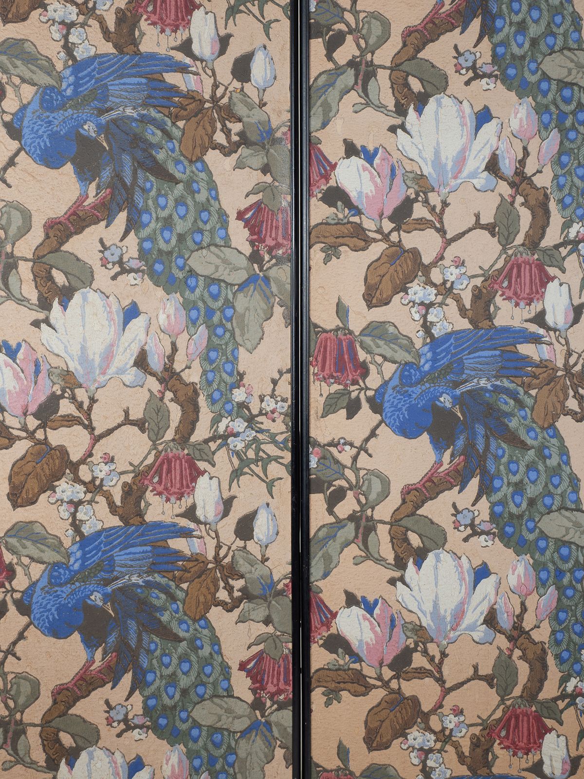 Hand Painted 19th Century Chinoiserie Wallpaper Screen photo buy