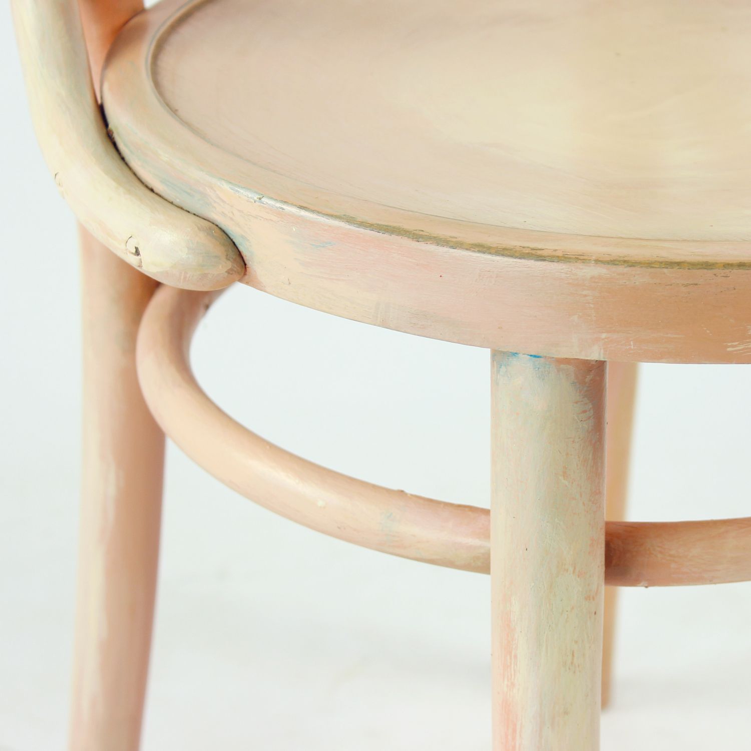 Michael Thonet No. 24 Bentwood Chair By Ton In Pink, Czechoslovakia 1950s photo vintage