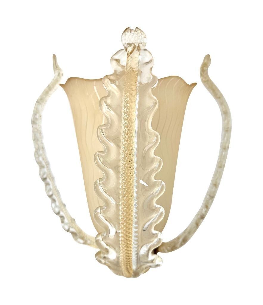 photo vinterior A Wonderful Pair Of 1950s Murano Glass And Brass Wall Socnces By Barovier And Toso