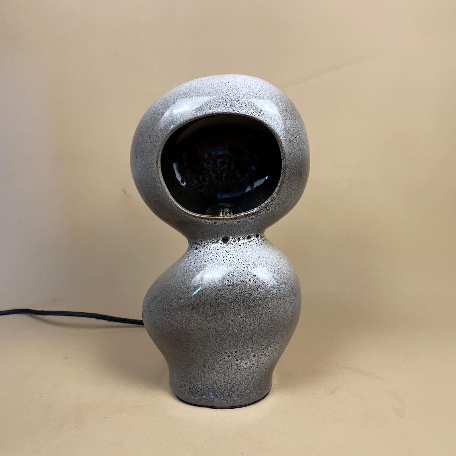 H&M Home Ceramic Grey Modern Lamp Bubble Rounded Shape Table Bedside Light Pac Tested Unusual Interesting photo Lighting