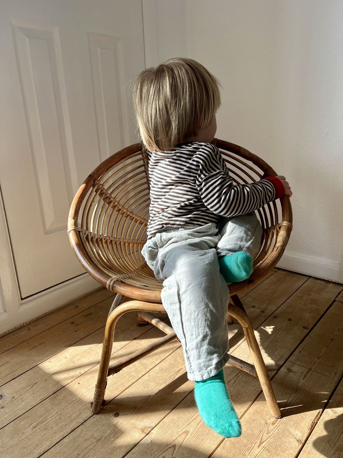 Mid Century Italian Bamboo Hoop Child’s Chair photo vinterior