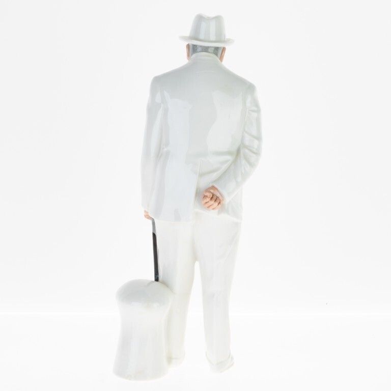 Royal Doulton Winston Churchill Porcelain Ceramic Figure photo furniture
