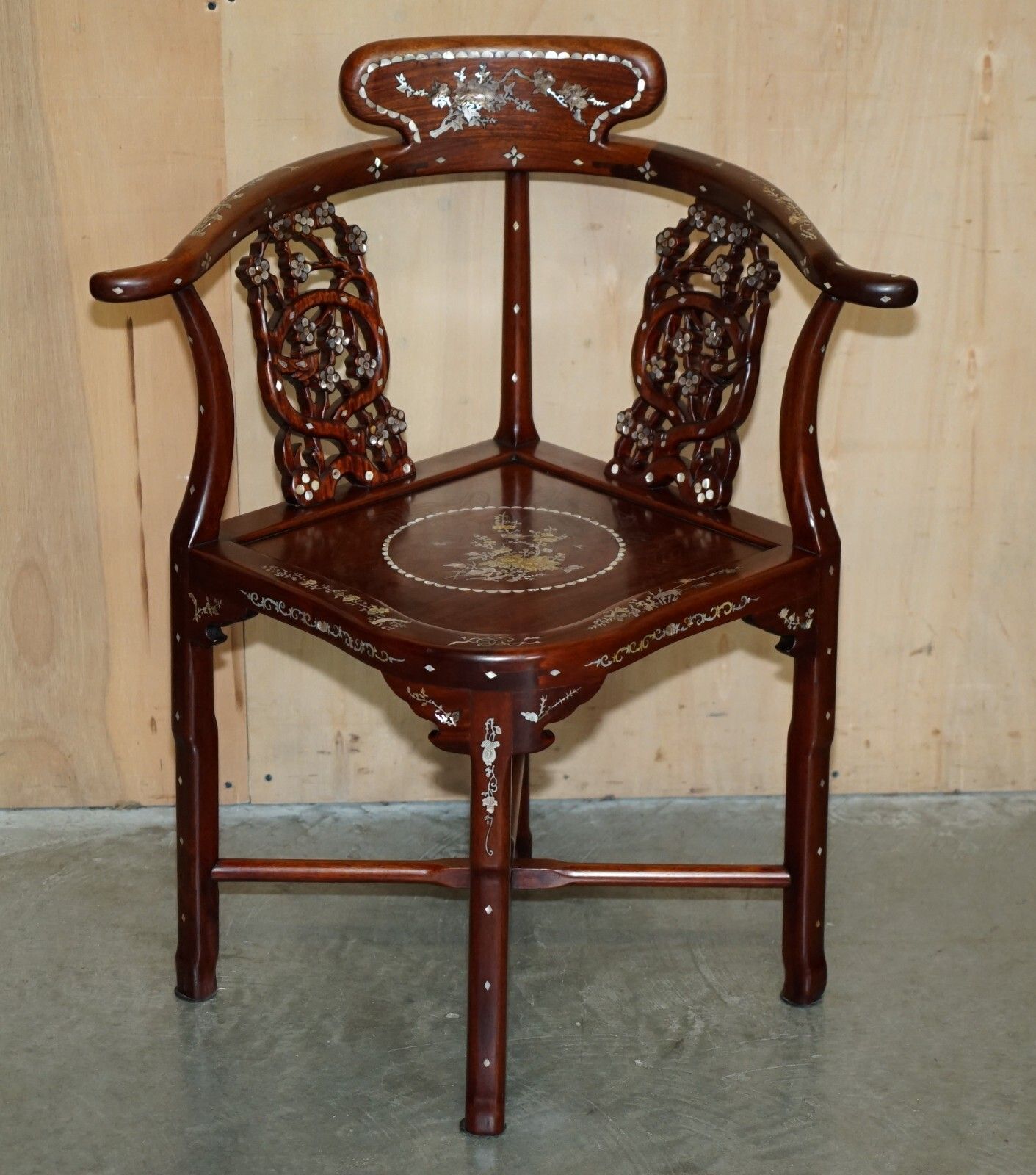 4950.0 Antique Cinese Export Rosewood & Mother Of Pearl Circa 1920's Table & Chairs Set photo