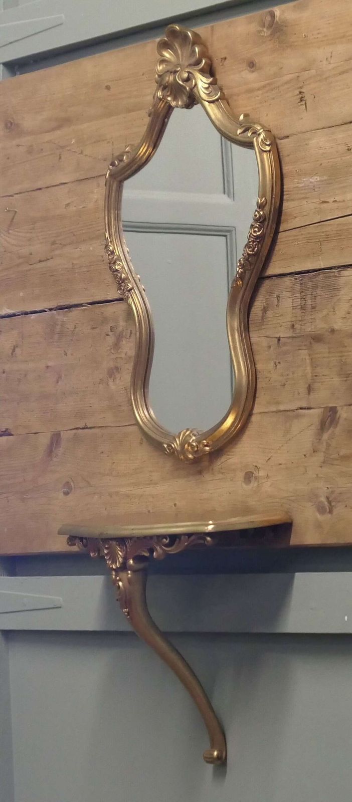 Gilt Console Mirror With Shelf photo vinterior