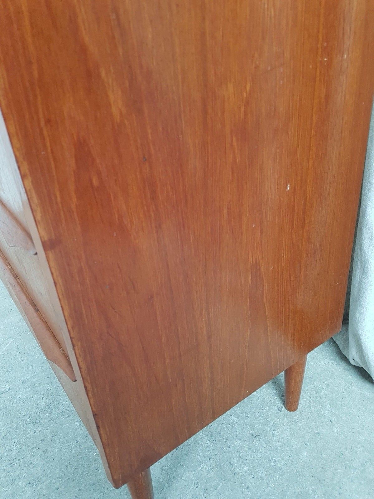 photo vinterior Vtg Mid Century Danish Teak Chest Of Drawers Tallboy Retro Scandi R867