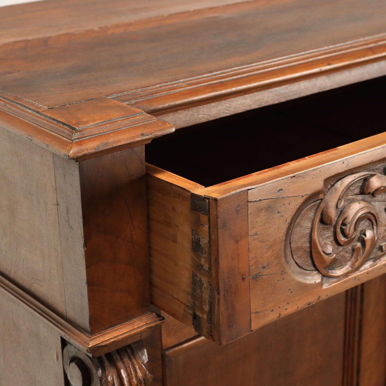 Cupboard Neo Renaissance Walnut Italy XIX Century photo 700.0