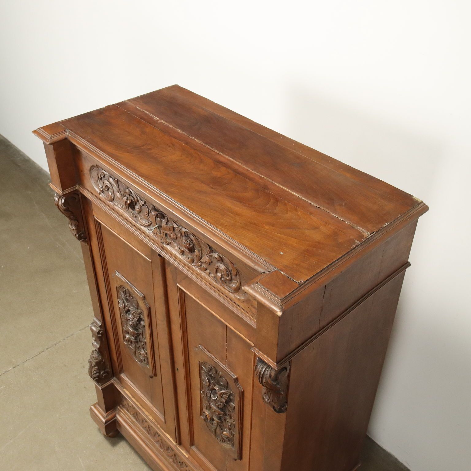 700.0 Cupboard Neo Renaissance Walnut Italy XIX Century photo