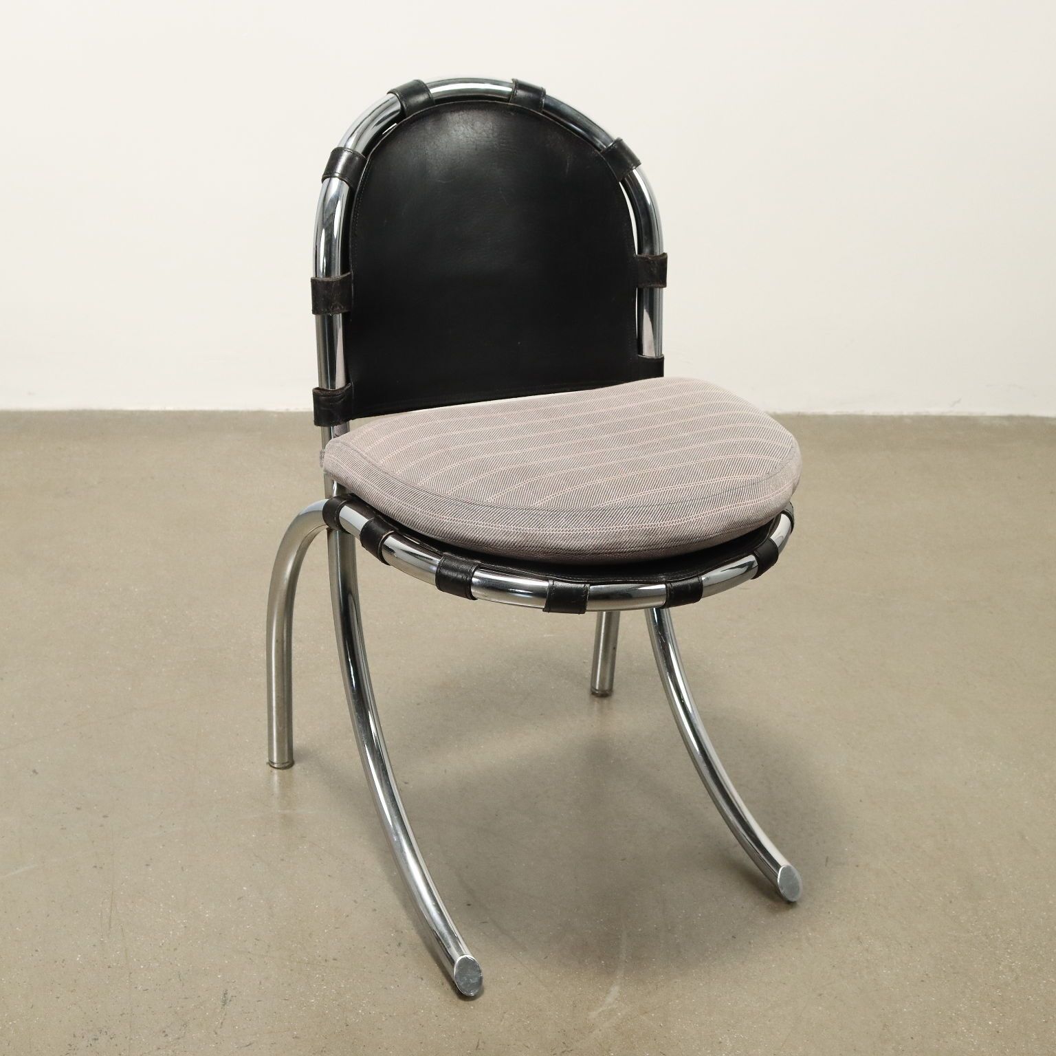 photo for sale Medusa Chairs Studio Tetrarck Design Alberto Bazzani 1970s