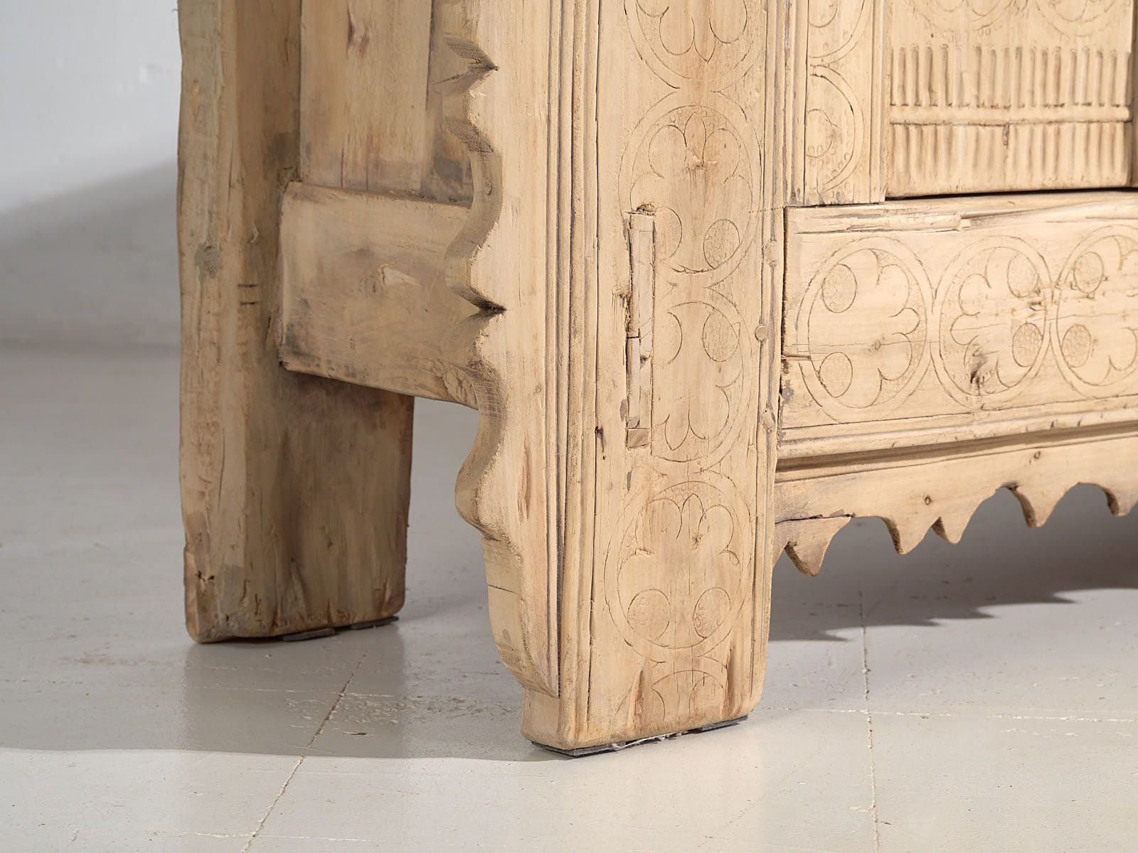 Antique Ethnic Tv Cabinet (C.1850) #55 photo vinterior