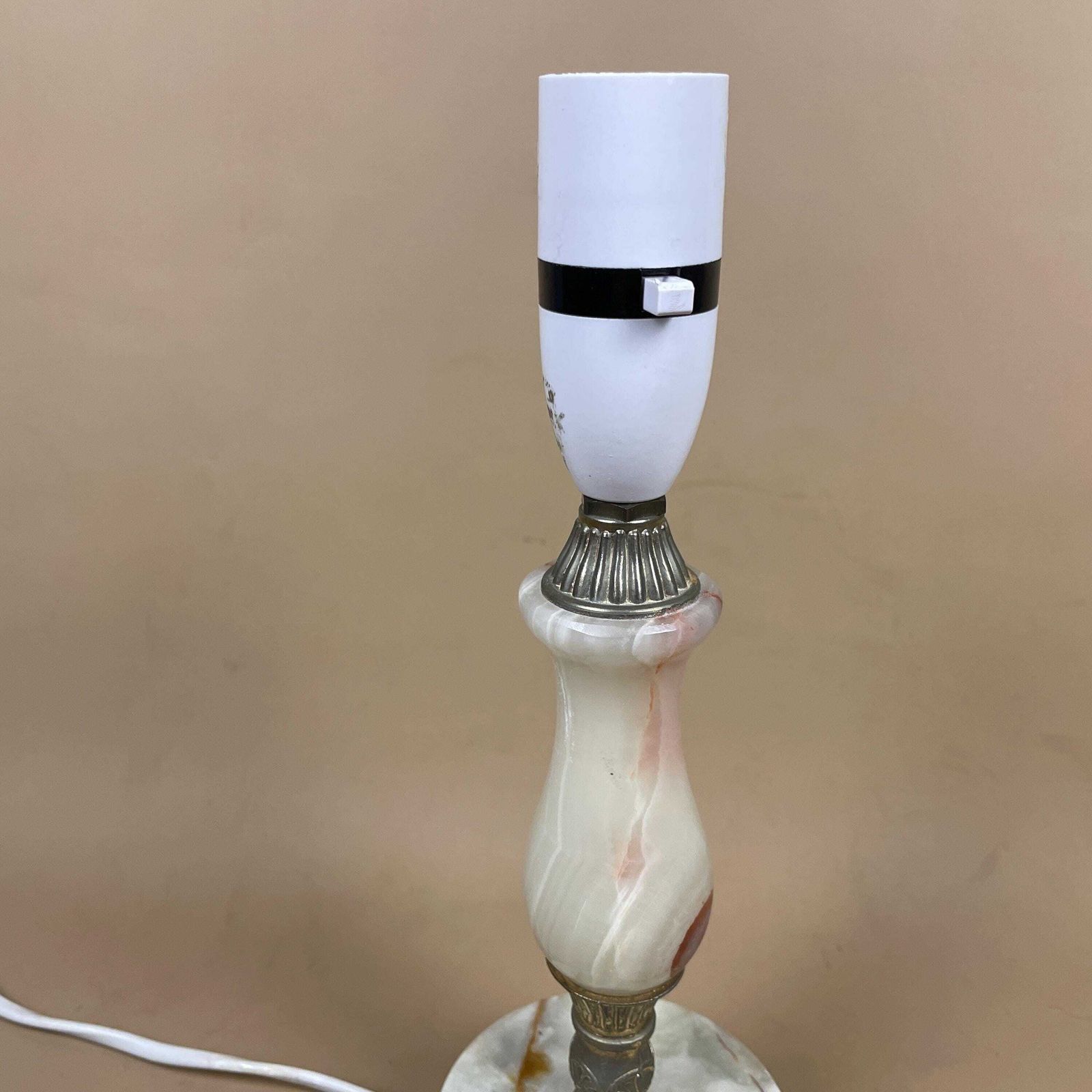 Antique Onyx Marble Lamp Light Bedside Brass Metal Gold Ornate Vintage Round Base With Feet Column Marbled Green Beige Natural Classic photo 55.0