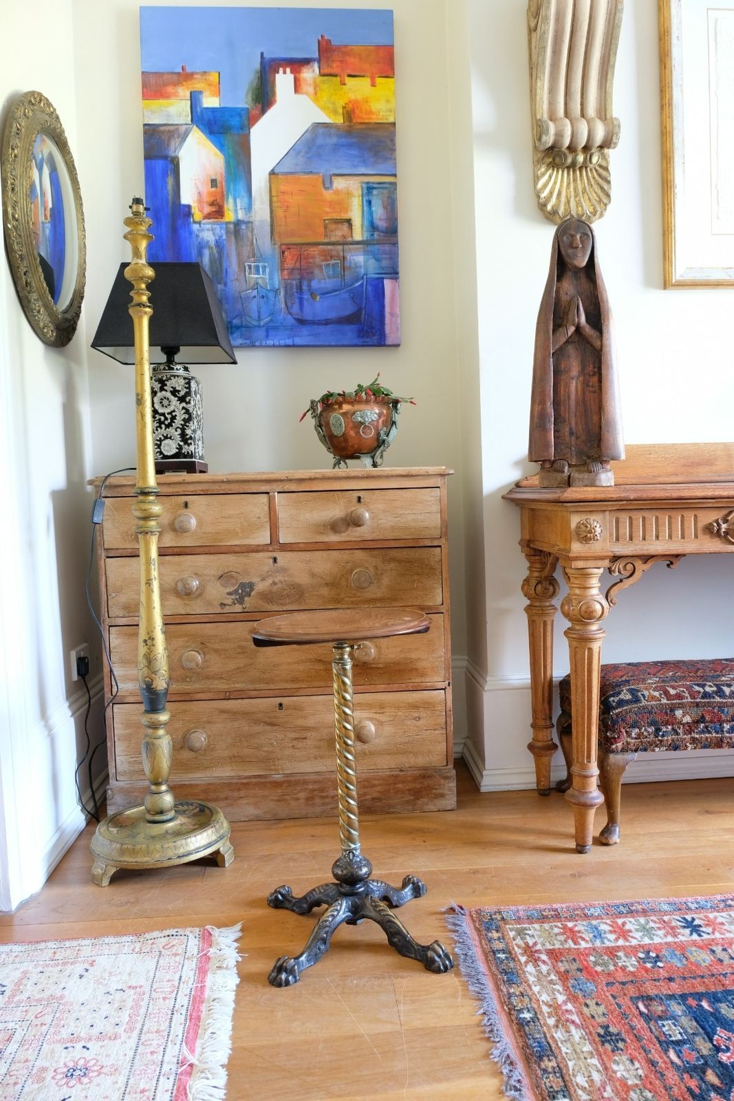 Furniture Antique Brass Telescopic Wine Table With Twisted Column And Lions Paw Feet photo