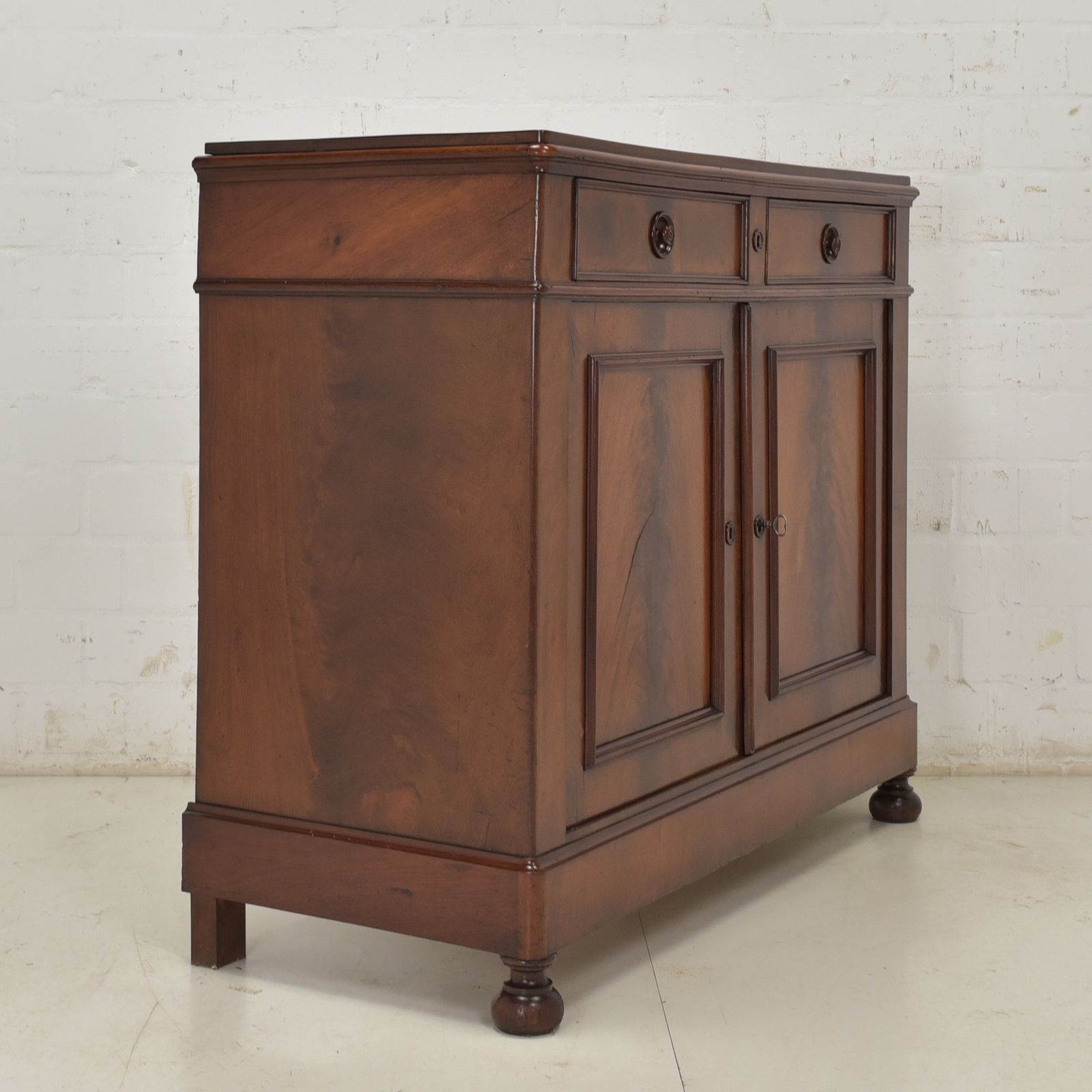 Furniture Antique! Chest Of Drawers, Sideboard, Restored Mahogany, Circa 1880. photo