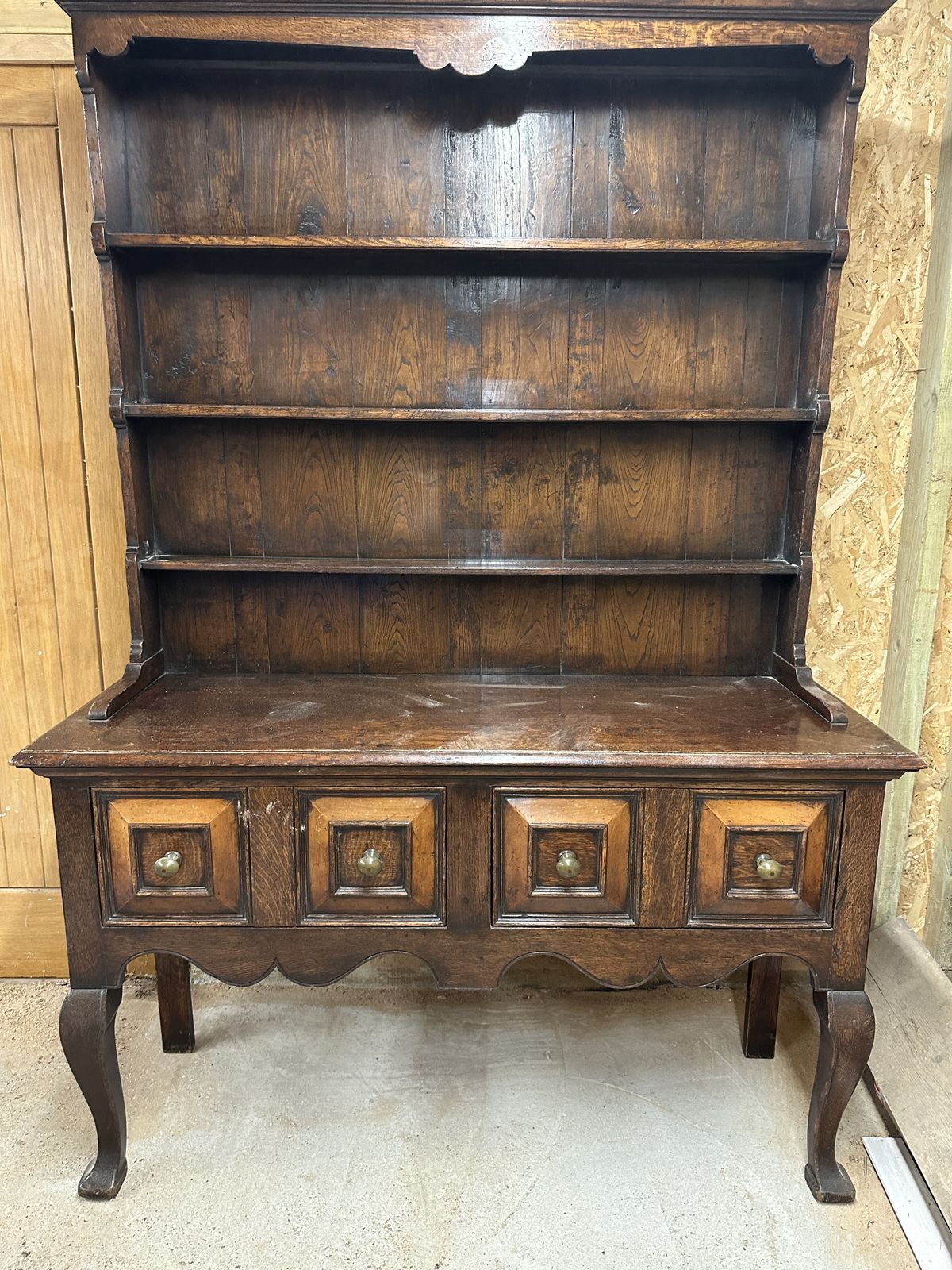 18th Century Welsh Oak Dresser