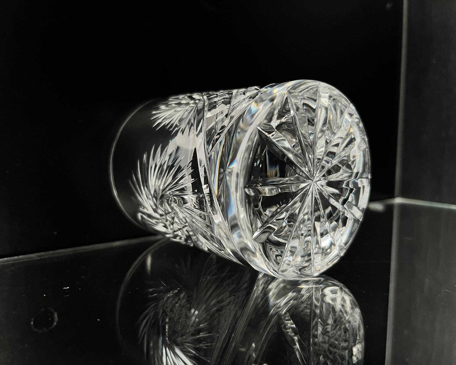 Boheemse Whiskyglazen | 5 Stuks | Rondom Geslepen photo vinterior