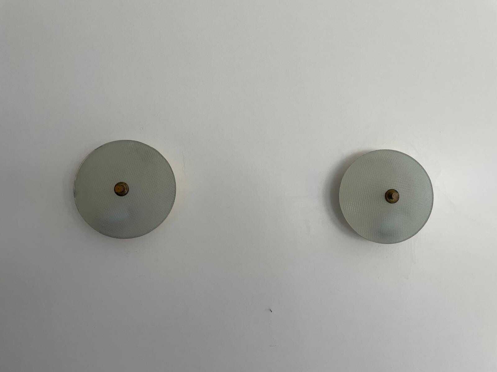 Textured Glass And White Metal Pair Of Sconces By Oscar Torlasco For Lumi, 1950s, Italy photo Lighting
