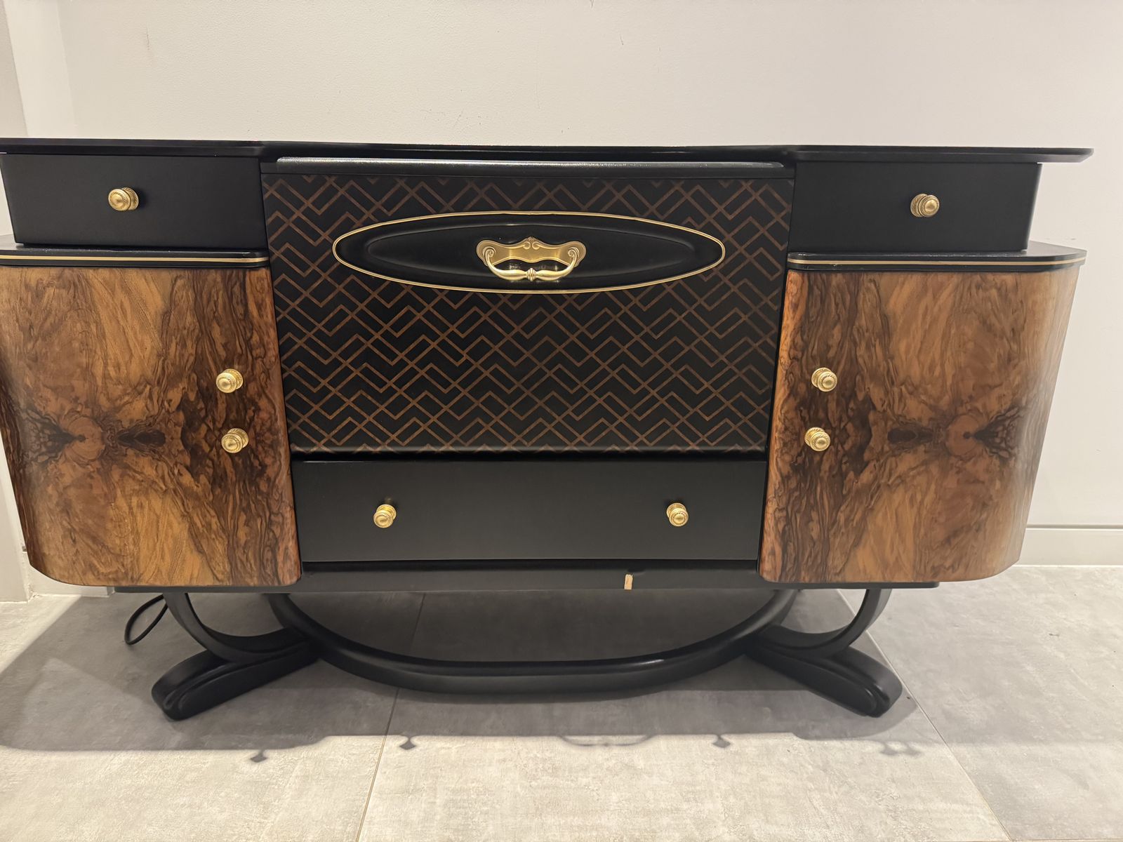 Asteria Cocktail Cabinet/  Art Deco Cocktail Bar photo vintage