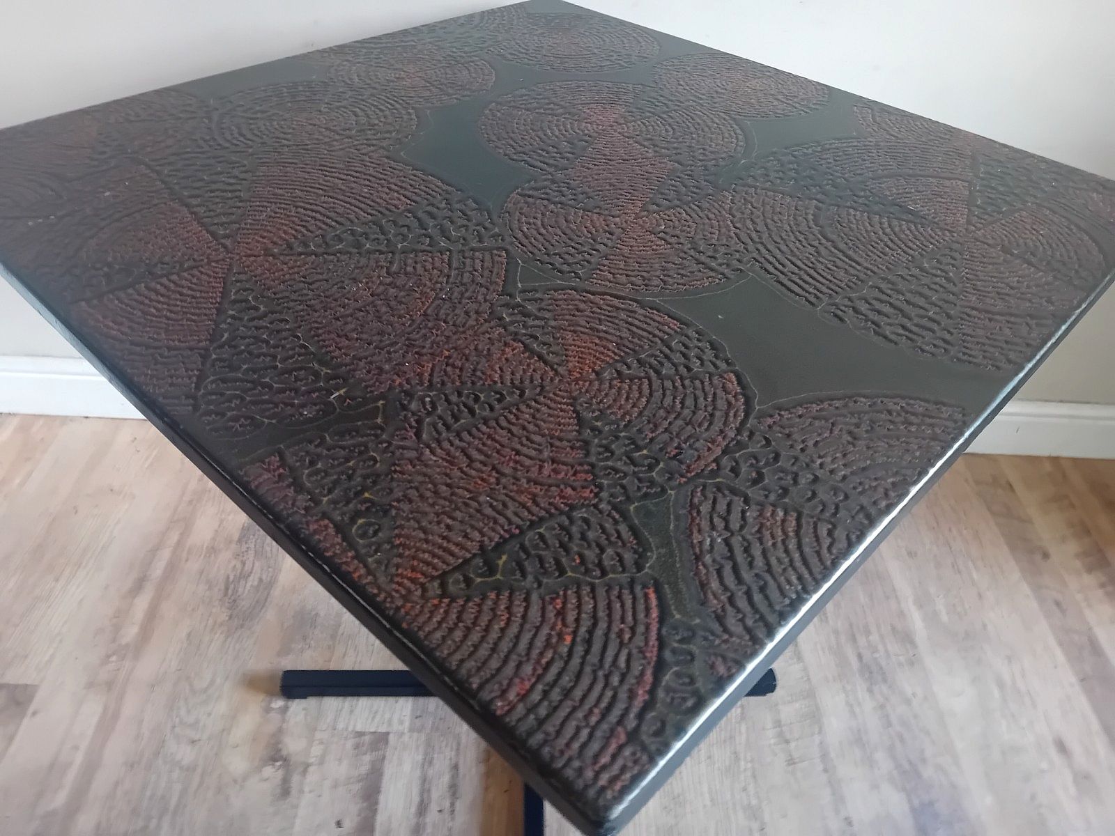 photo vintage 1970's  Brutalist Art Embosseddesign Mid Century  Dining /Kitchen Table