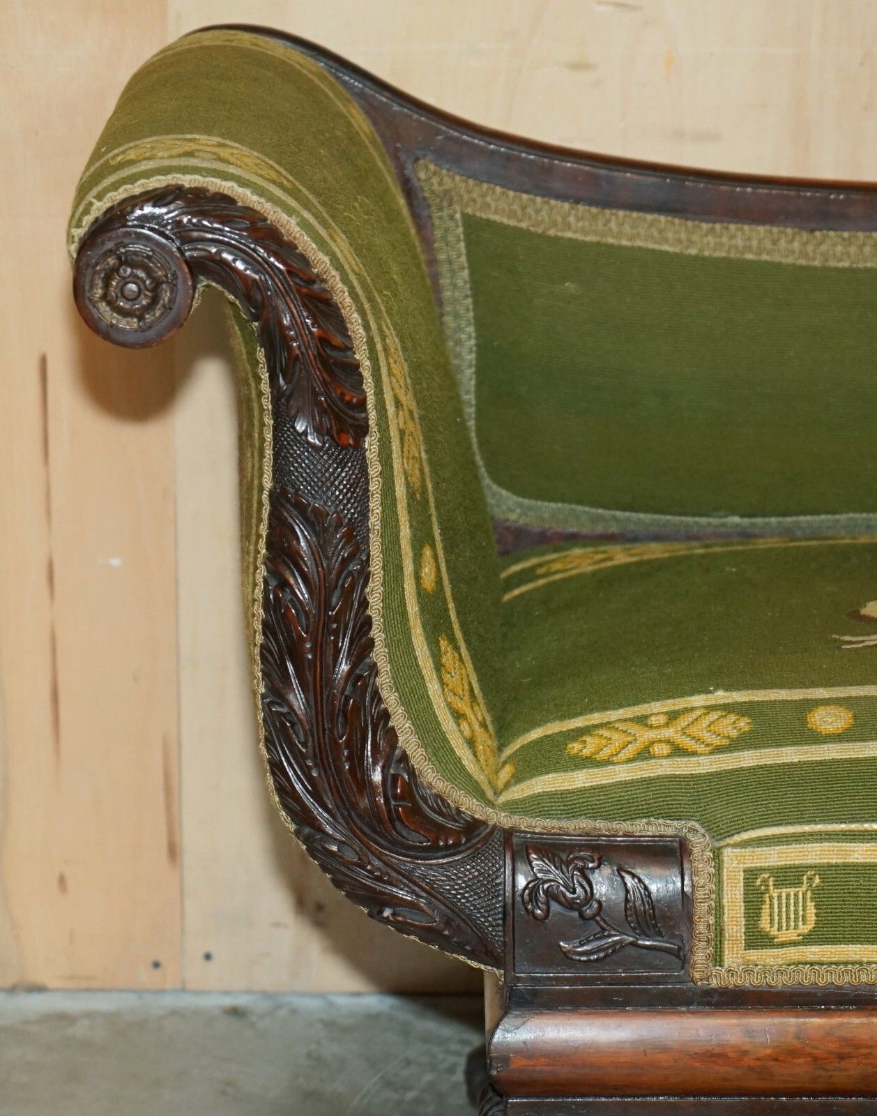 Antique Regency Embroidered Mahogany Hand Carved Lion's Hairy Paw Chaise Lounge photo for sale