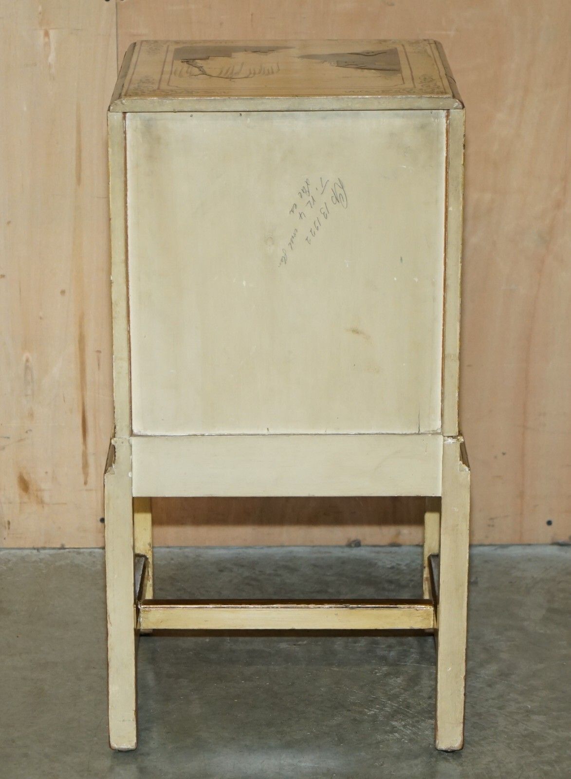Furniture Pair Of Antique Chinese Export Hand Painted & Lacquered Nightstands Side Tables photo