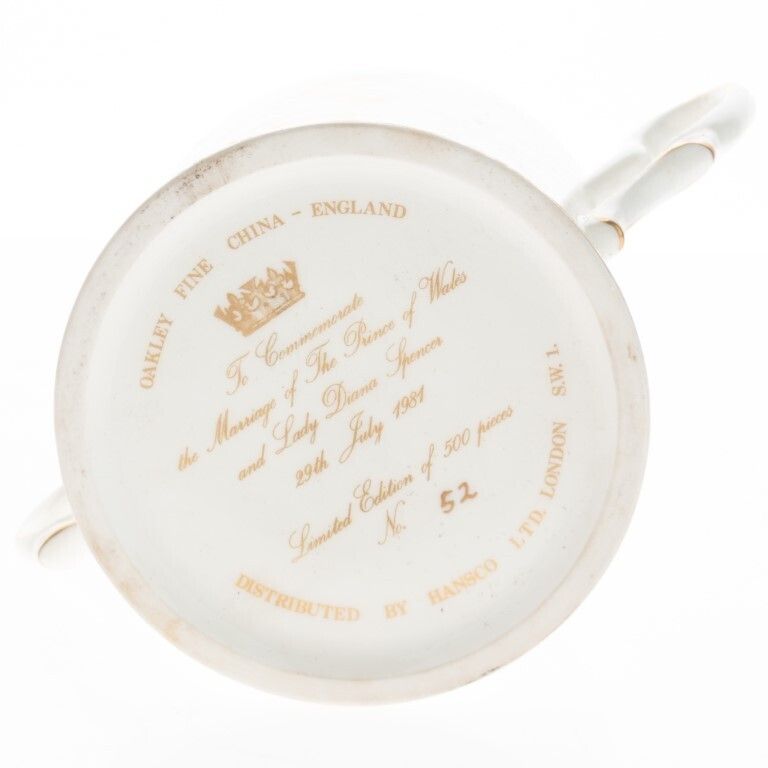 Royal Commemorative Princess Diana & Prince Charles Wedding Gilt Porcelain Cup photo furniture