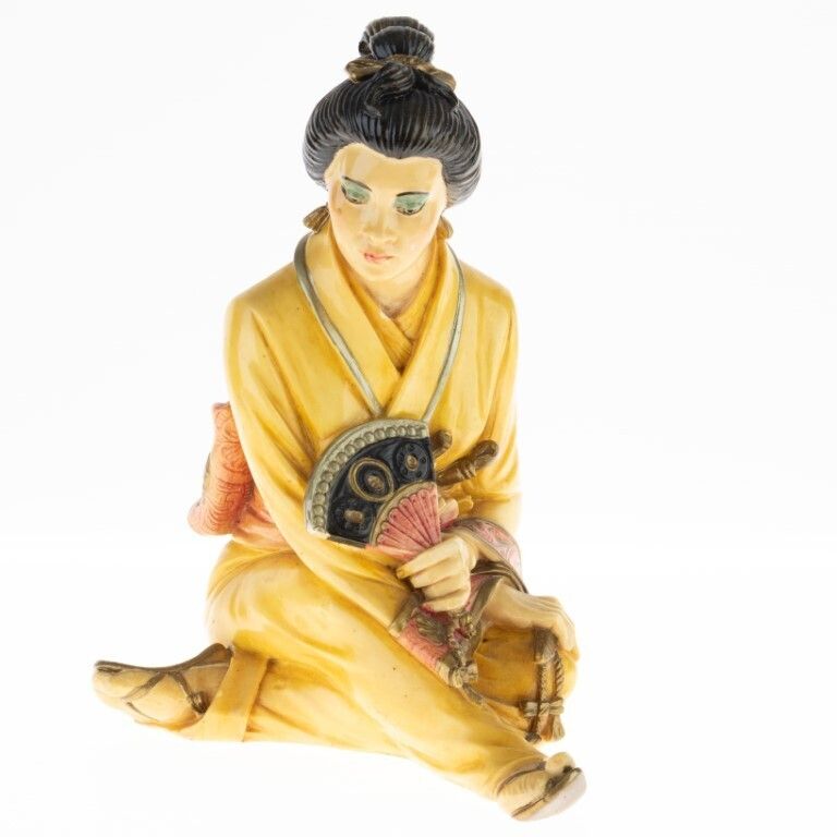 Antique Art Deco Italian Figure Of A Chinese Woman With Fan