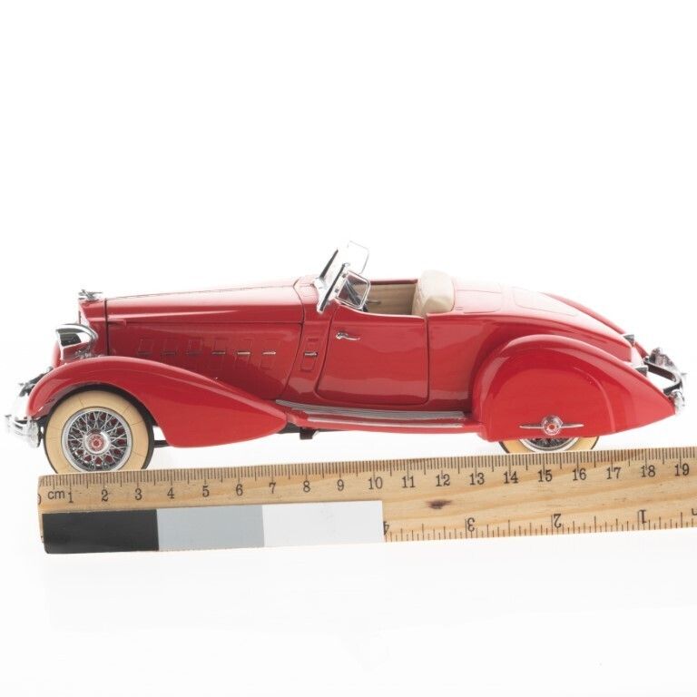 1:24 Scale 1934 Red Packard V 12 Lebaron Speedster Diecast Danbury Mint Model Vehicle photo for sale