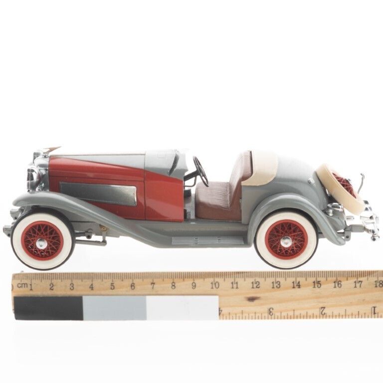 1:24 Scale 1935 Red & Grey Duesenberg Ssj Speedster Diecast Danbury Mint Model Vehicle photo for sale