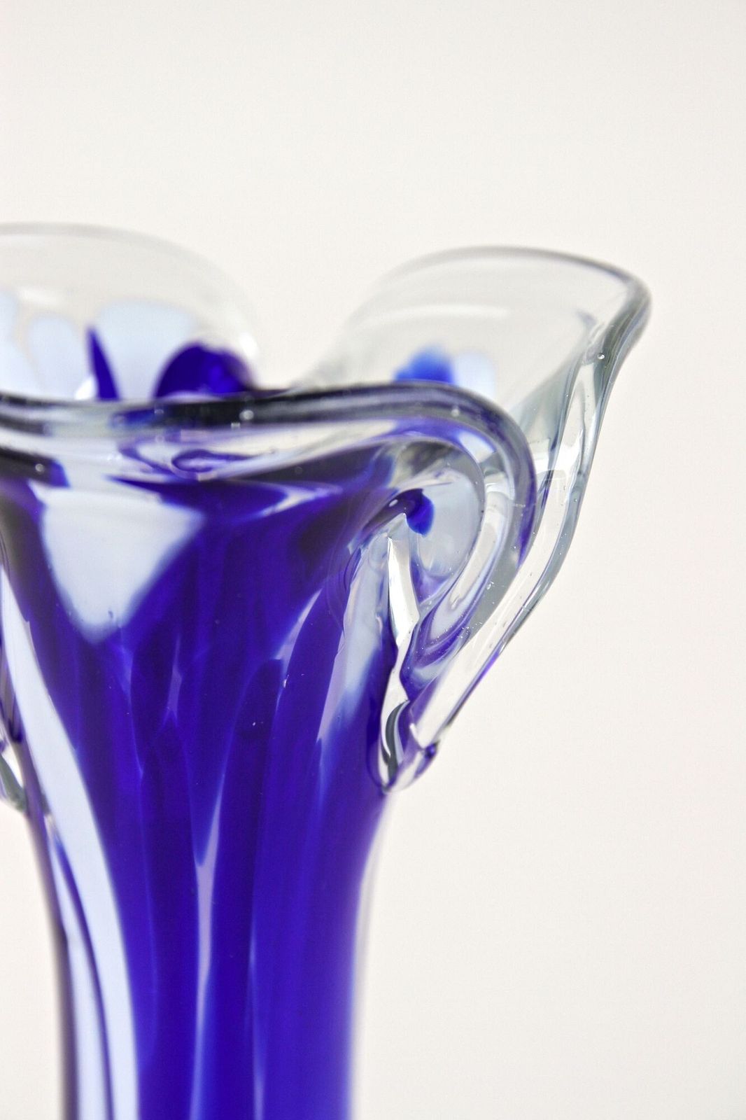 Mid Century Dark Blue/ White Murano Glass Vase, Italy Ca. 1970 photo vinterior