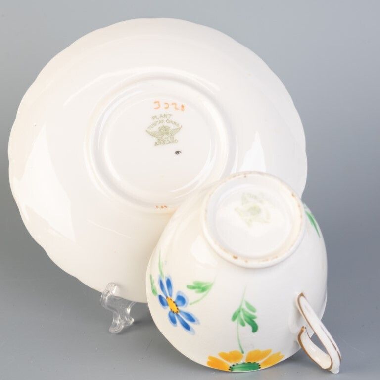 Royal Tuscan Porcelain Ceramic Art Deco Teacup & Saucer photo furniture