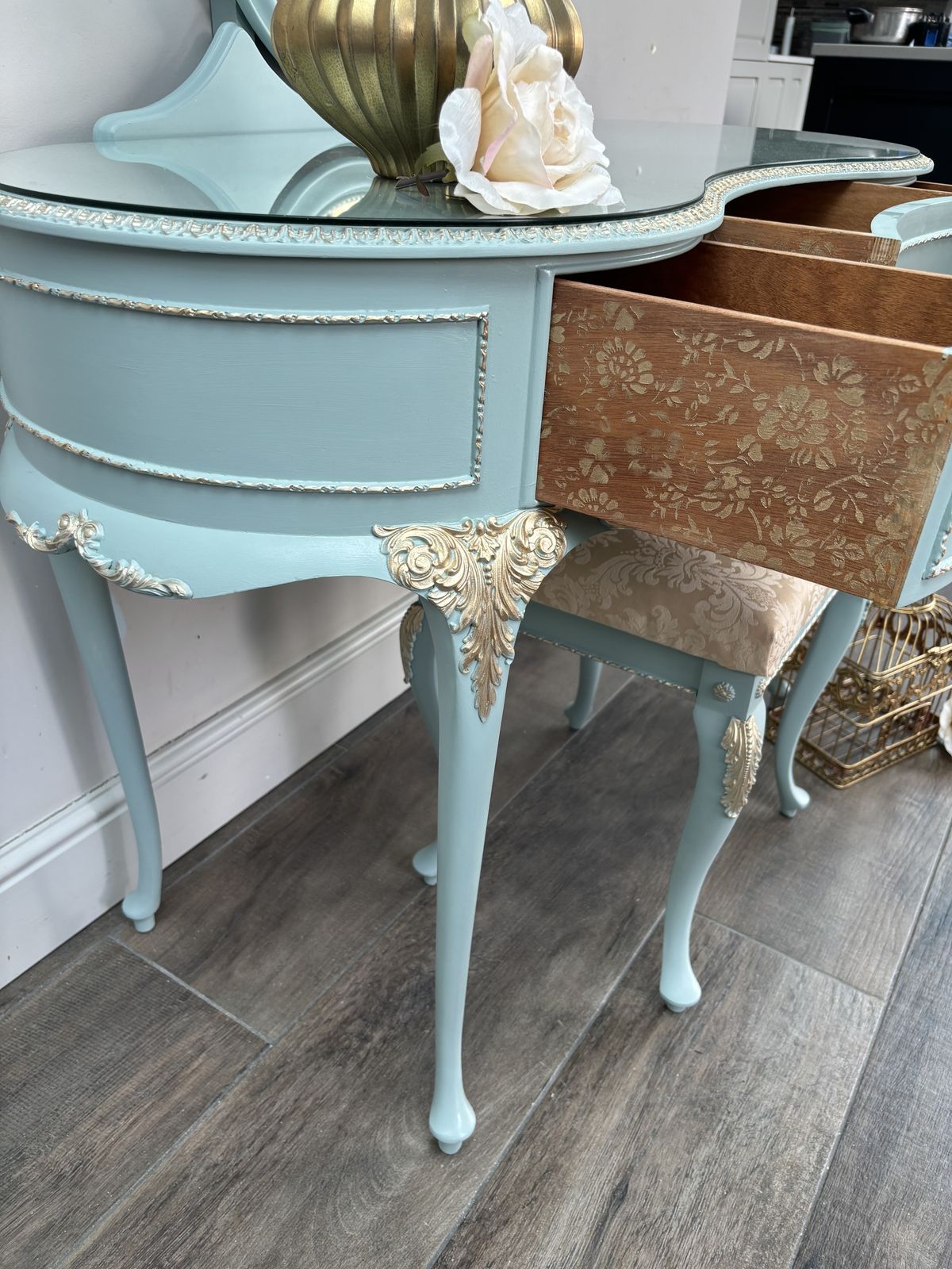 Blue Louis Dressing Table With Mirror And Stool | Vinterior