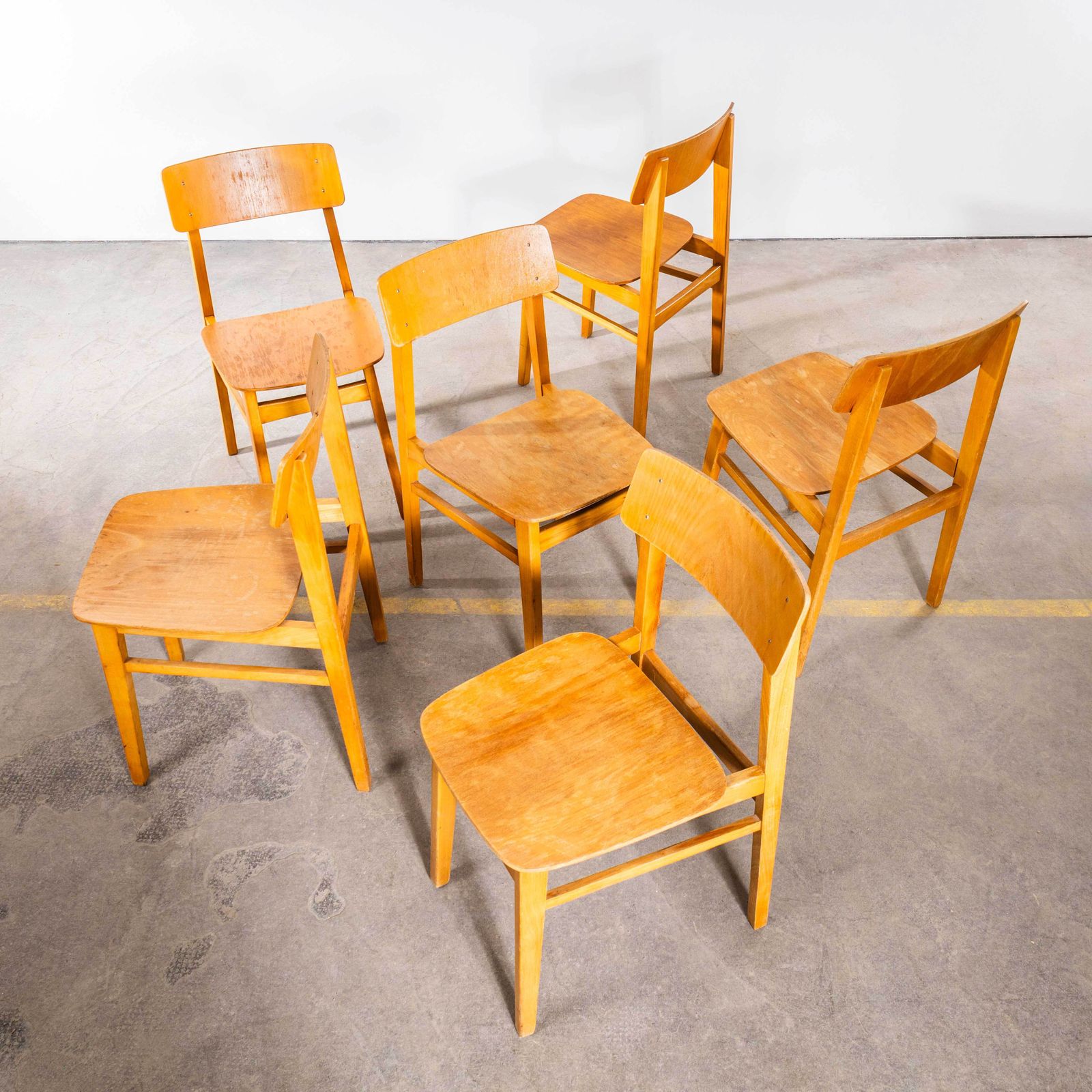 1950’s Simple Mid Century Dining Chairs – Set Of Four photo 480.0