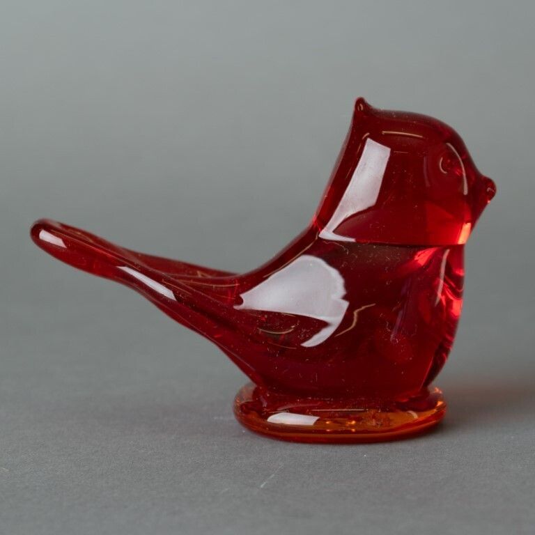 Leo Ward Red Hand Blown Glass Paperweight Bird Figure