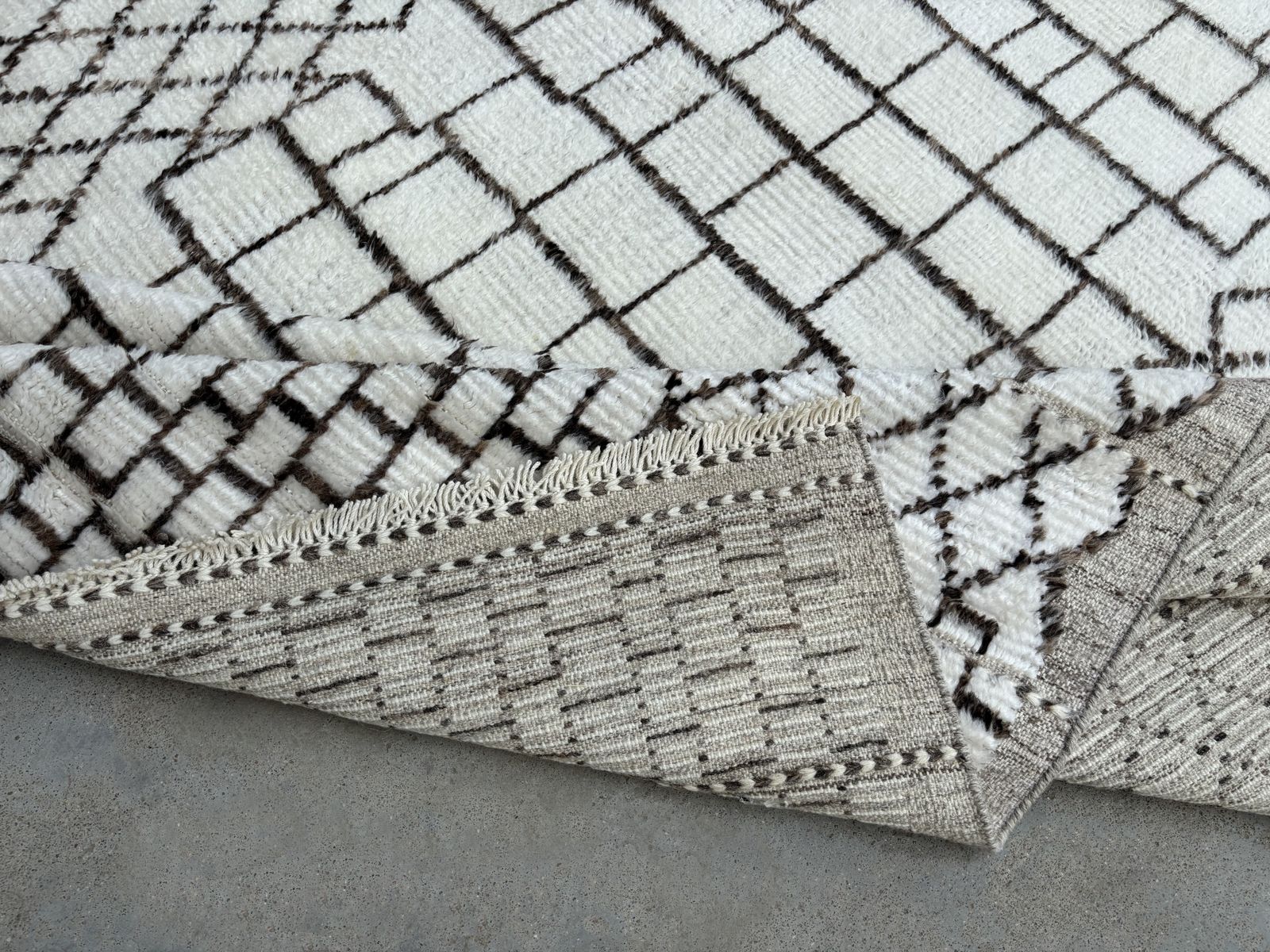 275x365 Cm Hand Knotted Moroccan Design Rug. Vintage Handmade Beni Ourain Carpet. 100% Natural Wool. 9x12 Ft photo for sale