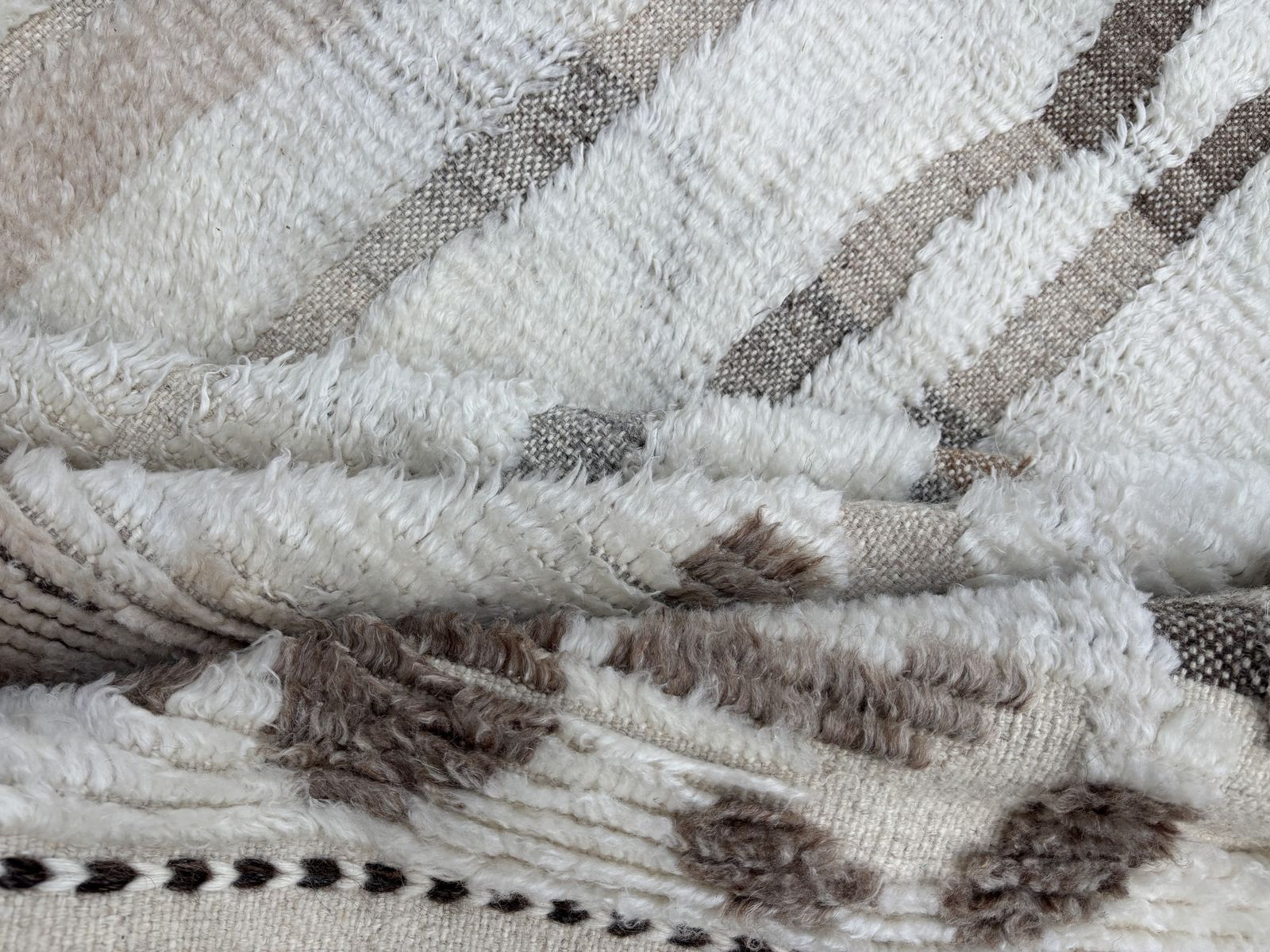 275x365 Cm Hand Knotted Moroccan Style Rug. Vintage Beni Ourain Carpet. 100% Natural Wool. 9x12 Ft photo 1915.0