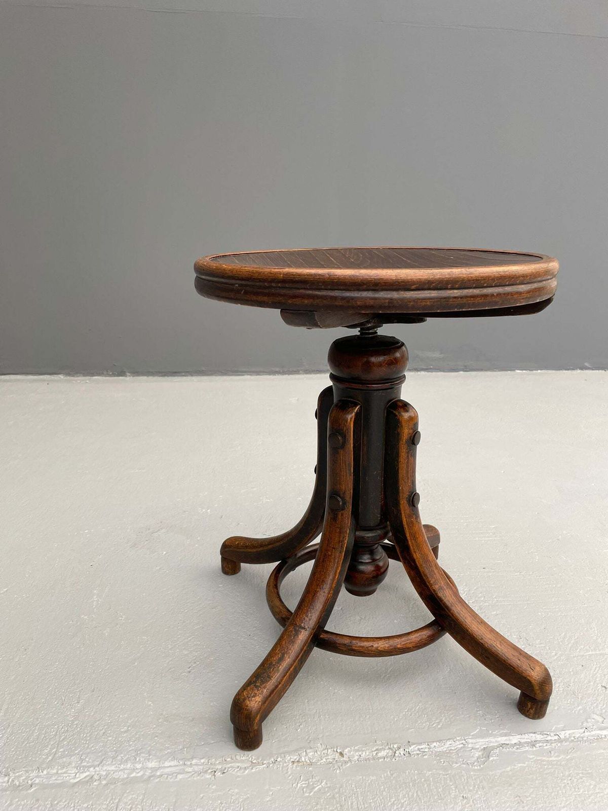 Furniture Thonet Bentwood Piano Stool, Austro Hungarian Empire, Early 20th Century photo