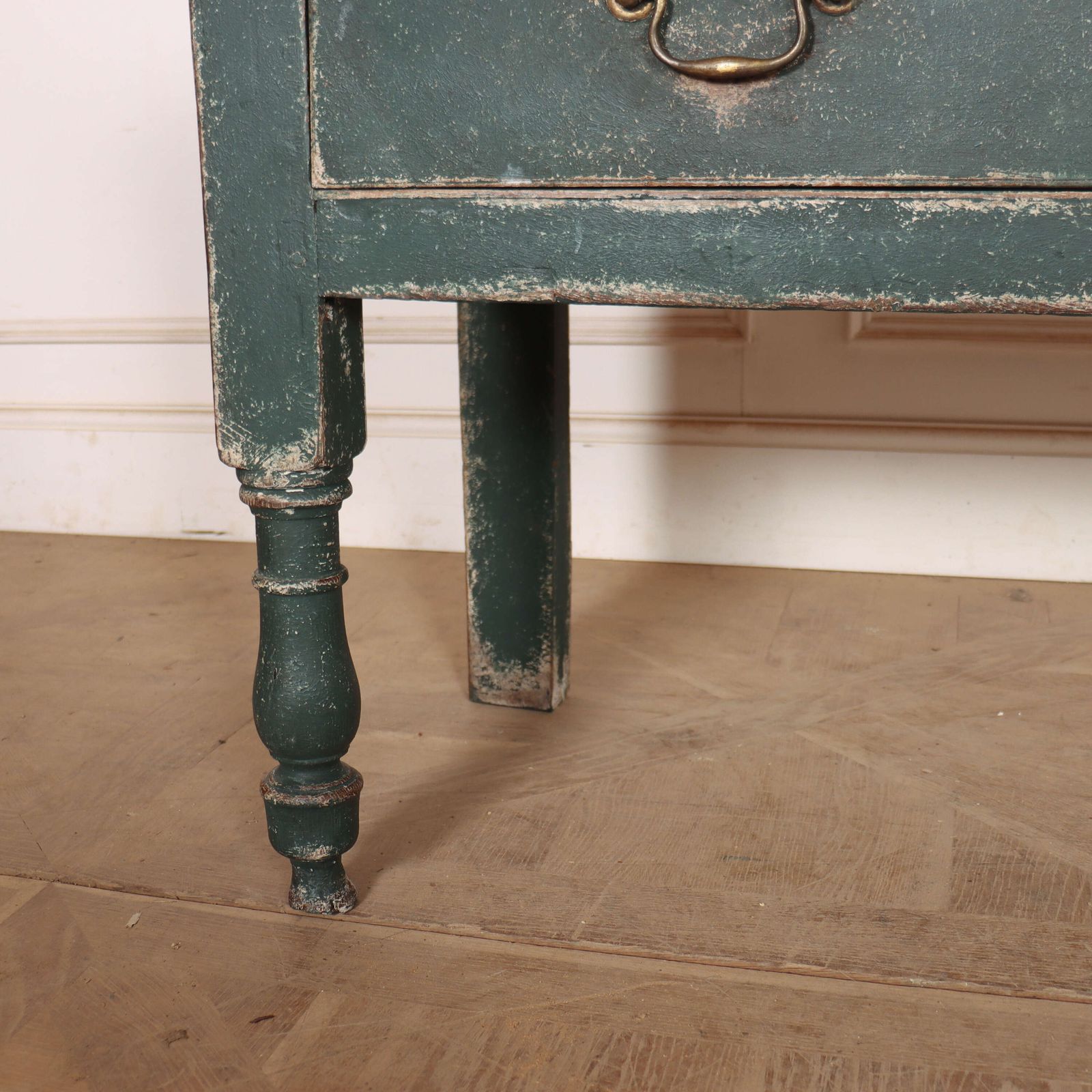 English Painted Dresser Base, 18th Century And Earlier photo vinterior