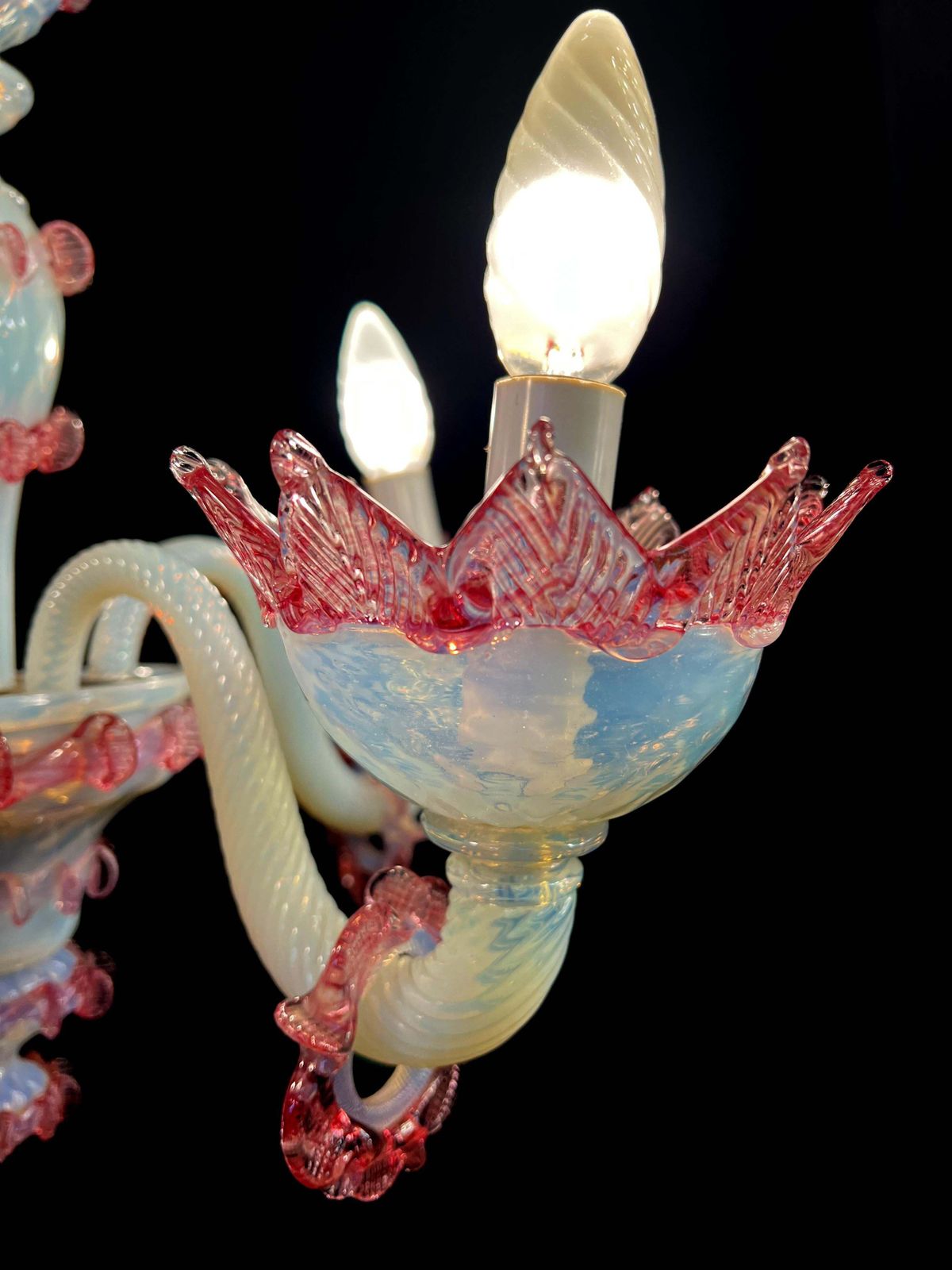 2316.0 Charming Light Blue And Pink Venetian Chandelier, Murano, 1950s photo