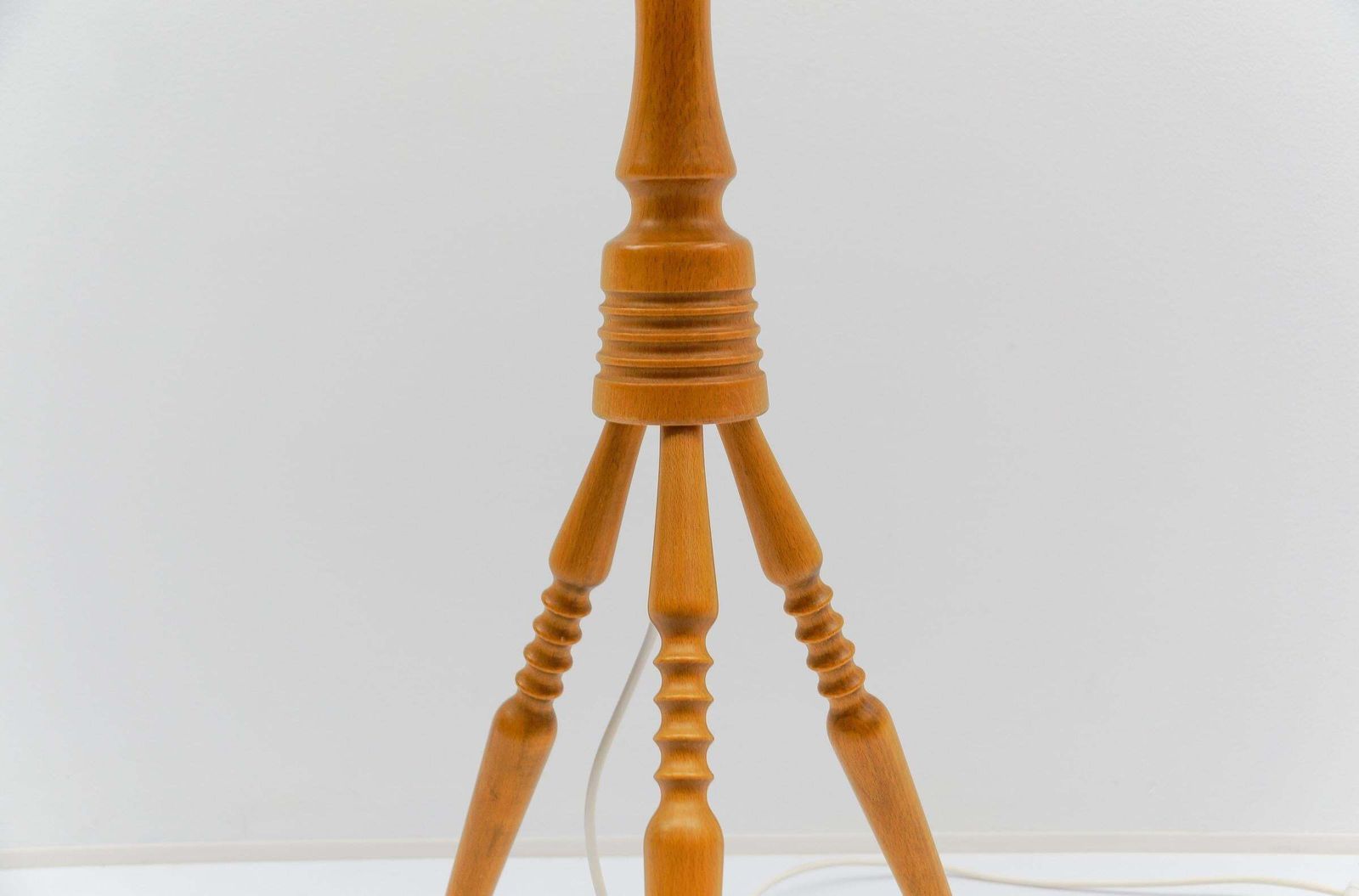 Lovely Mid Century Modern Floor Lamp In Wood, 1960s, France photo vintage