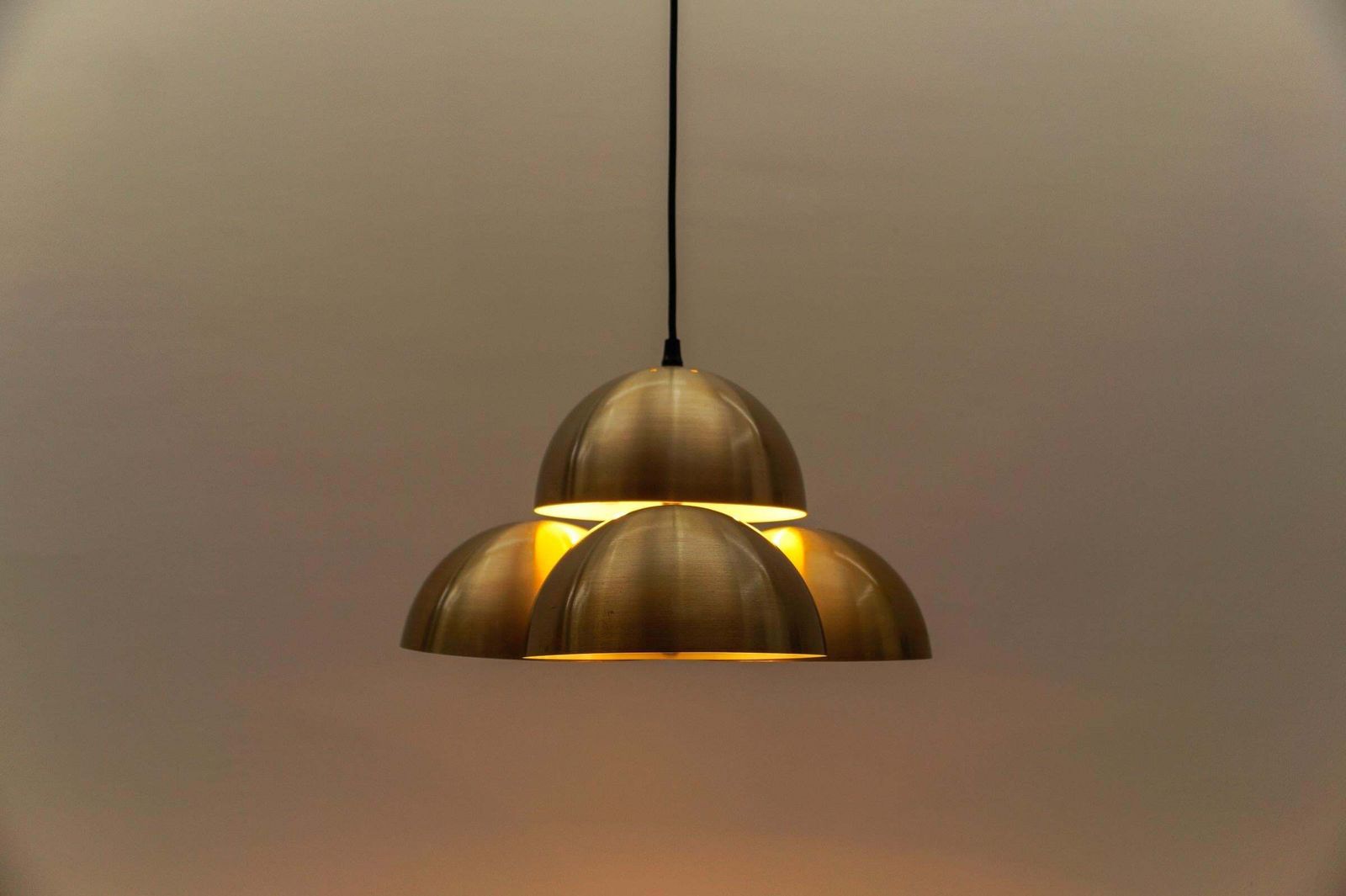 Rare Pendant Lamp 'Cantharel' In Style Of Maija Liisa Komulainen For Raak 1970s photo for sale