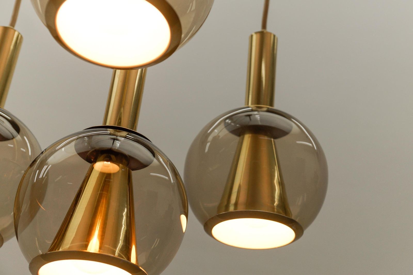 photo furniture Lovely Brass And Smoked Glass Mid Century Modern Cascading Lamp, 1960s Germany