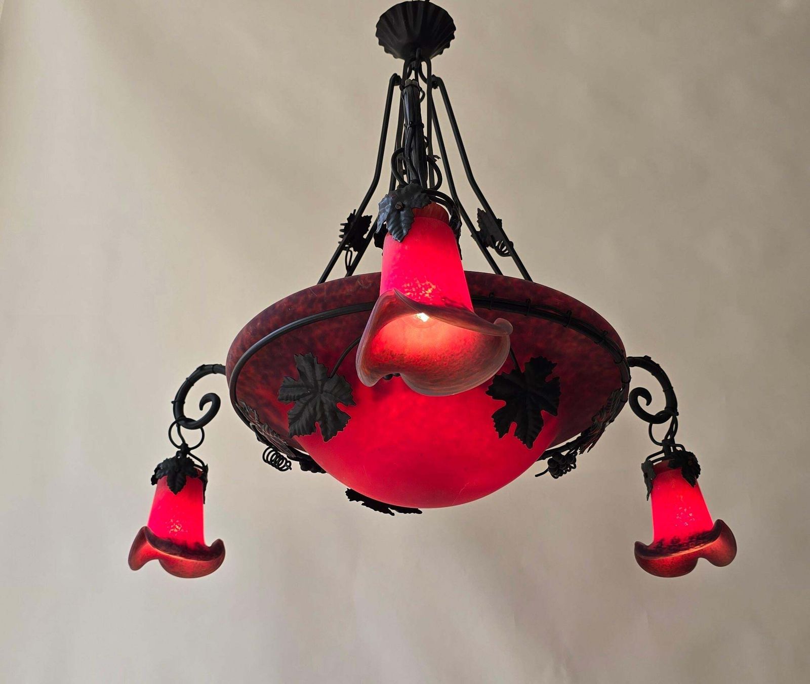 photo furniture Art Deco Chandelier In The Style Of Müller Frères