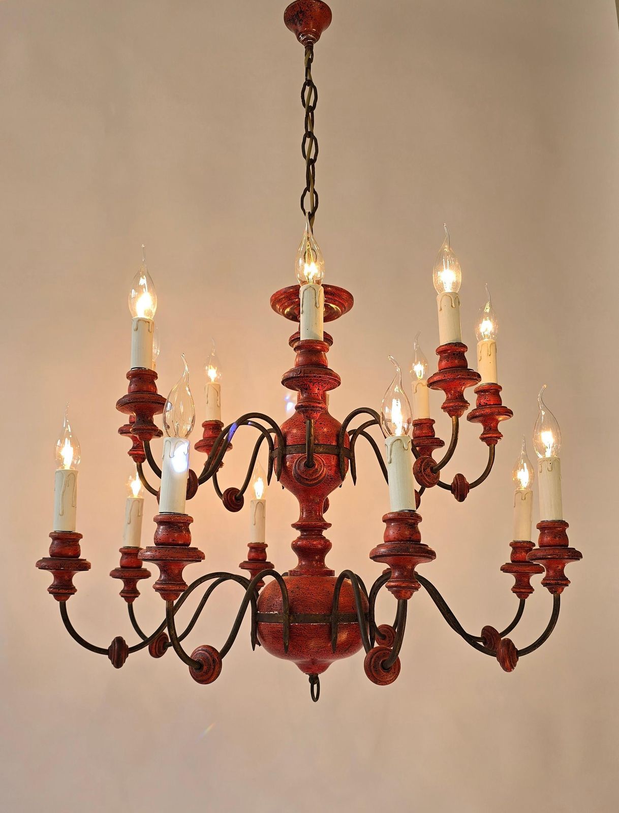 photo furniture Beautiful Wooden & Iron Chandelier With 16 Arms – Unique Red Finish