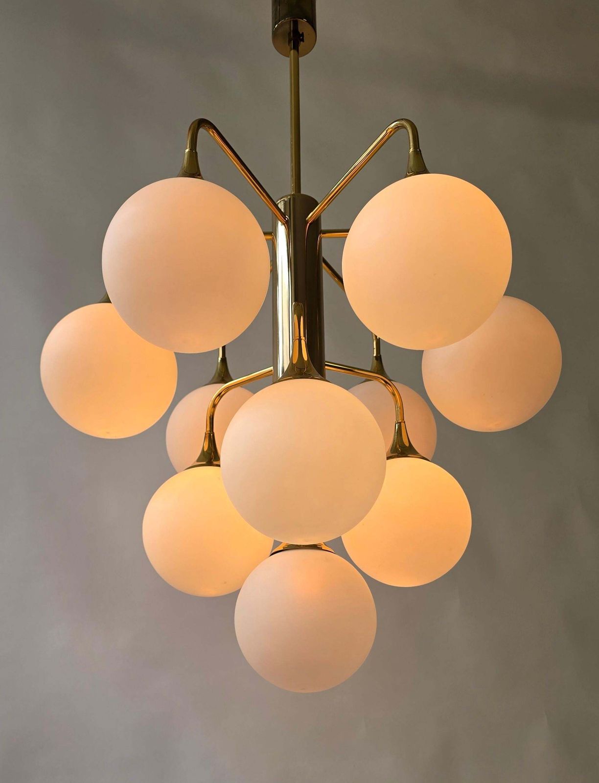 Exclusive Italian Chandelier With 10 Opaline Globes photo vintage