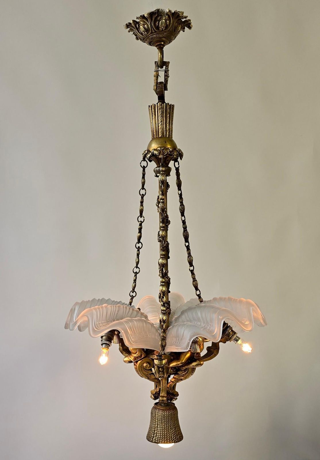 French Cherub And White Frosted Glass Chandelier photo Lighting