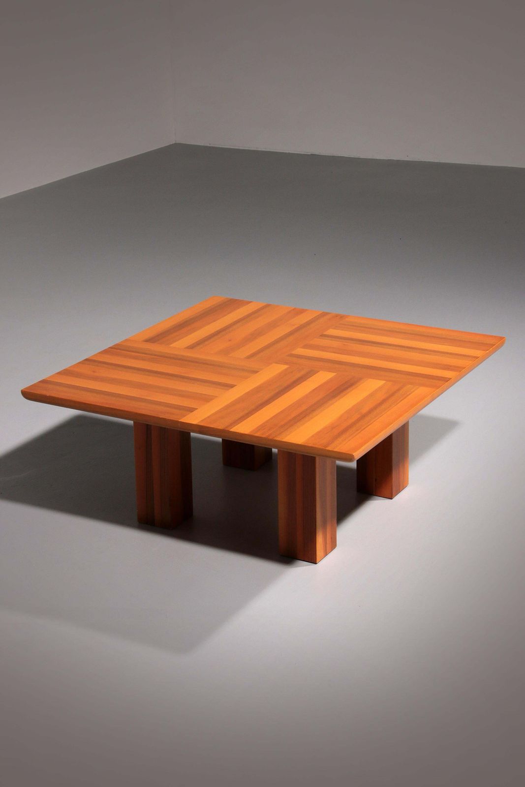 Bellini’s Exquisite Walnut Coffee Table – A Masterpiece Of Italian Modernism 197 photo furniture